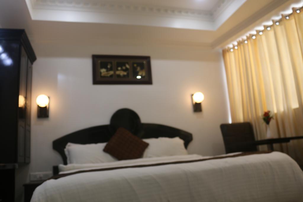 Gago Inn Thiruvananthapuram ภายนอก รูปภาพ